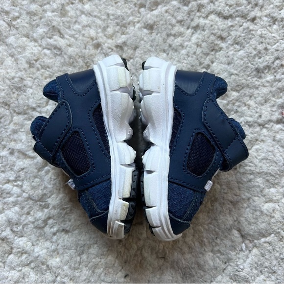 Nike Baby Navy Blue and White Fusion ST 2 Trainers Size 2.5C - Picture 5 of 11